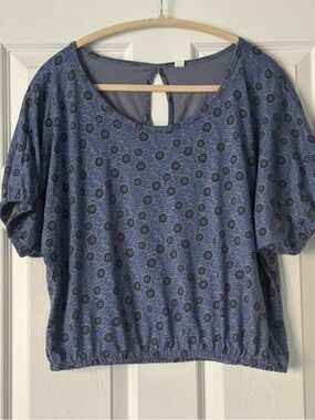 Daily Practice Anthropologie Blue Floral Top Size S